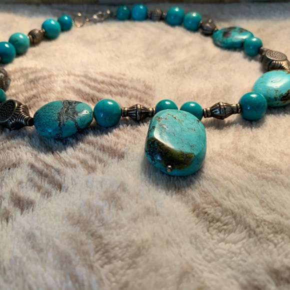 Turquoise statement necklace - Picture 2 of 4